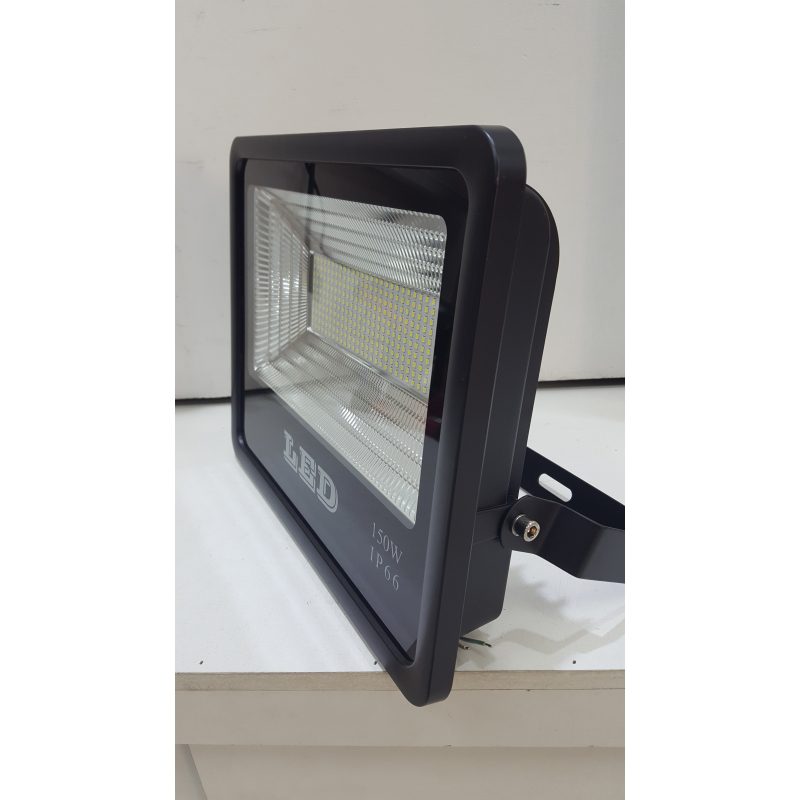 Proyector LED Multichip 150w-220v, 6000K, IP66
