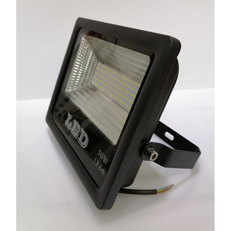 Proyector LED Multichip 50w-220v – 6000K